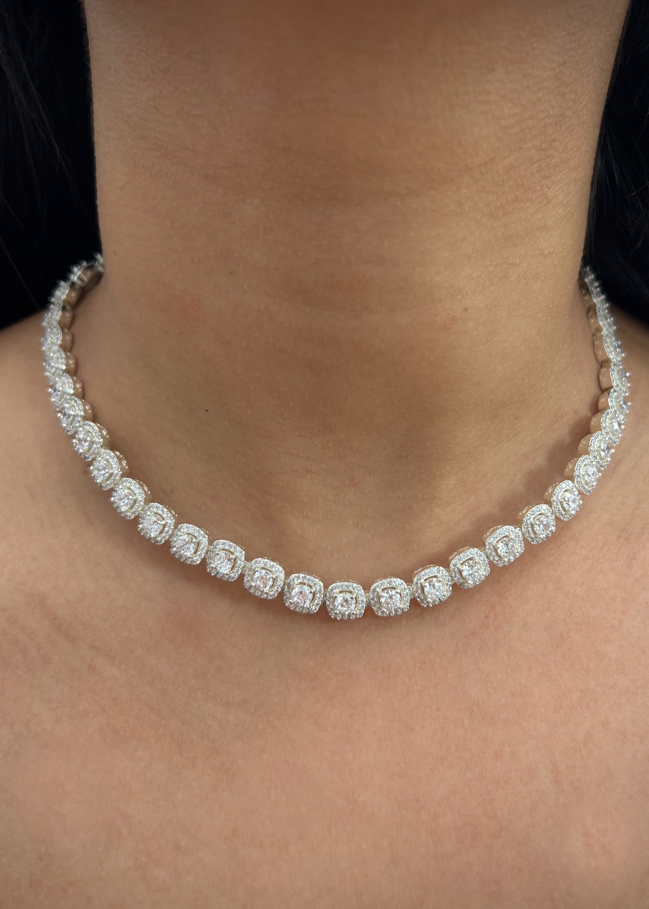 Cadena tenis con swarovski blanco 47.05gr / Largo 40cm / Plata B