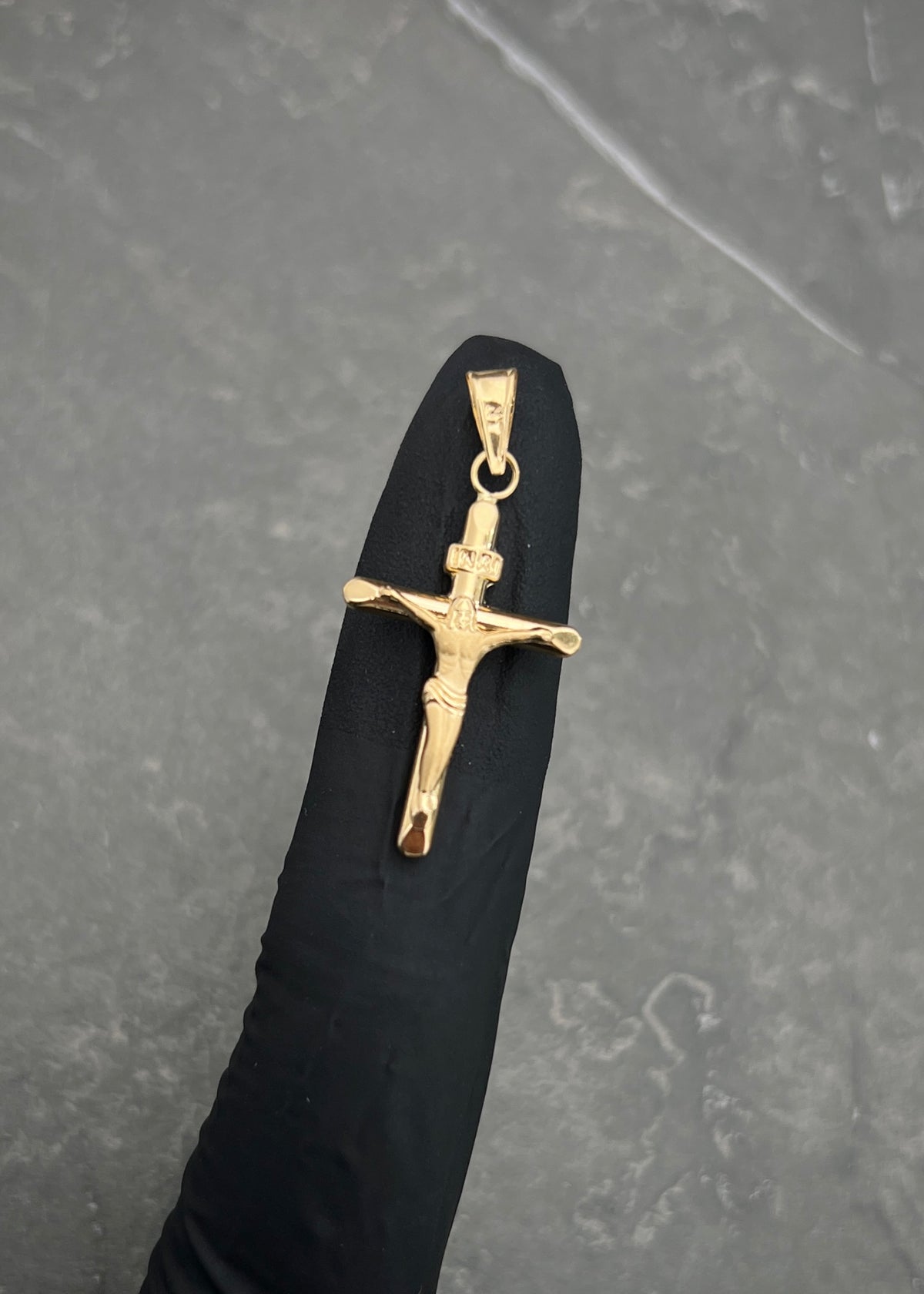 Dije Cruz con Cristo 1gr / 3.3cm / 16mm — Oro Amarillo