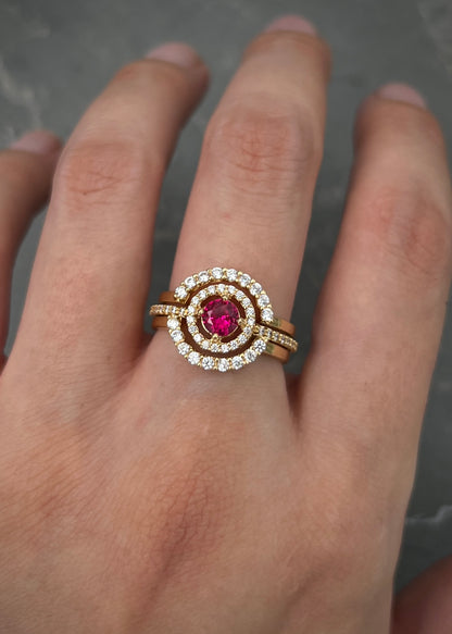 Anillo con swarovski fucsia y blanco 6gr / TALLA 6 / Oro Amarillo Nac M