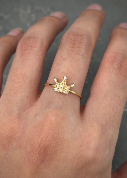 Anillo corona con swarovski blanco 1.1gr / TALLA 6 1/2 / Oro Amarillo Nac M