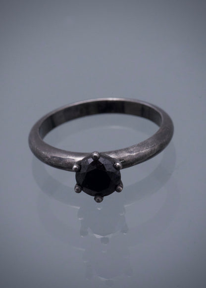 Solitario con swarovski negro 3.4gr / TALLA 6 /  Nac B