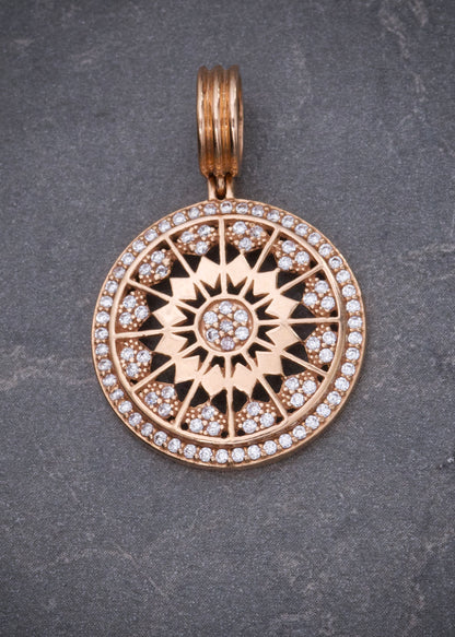 Dije con swarovski blanco 4gr / Largo 3cm / Oro Rosado Nac M