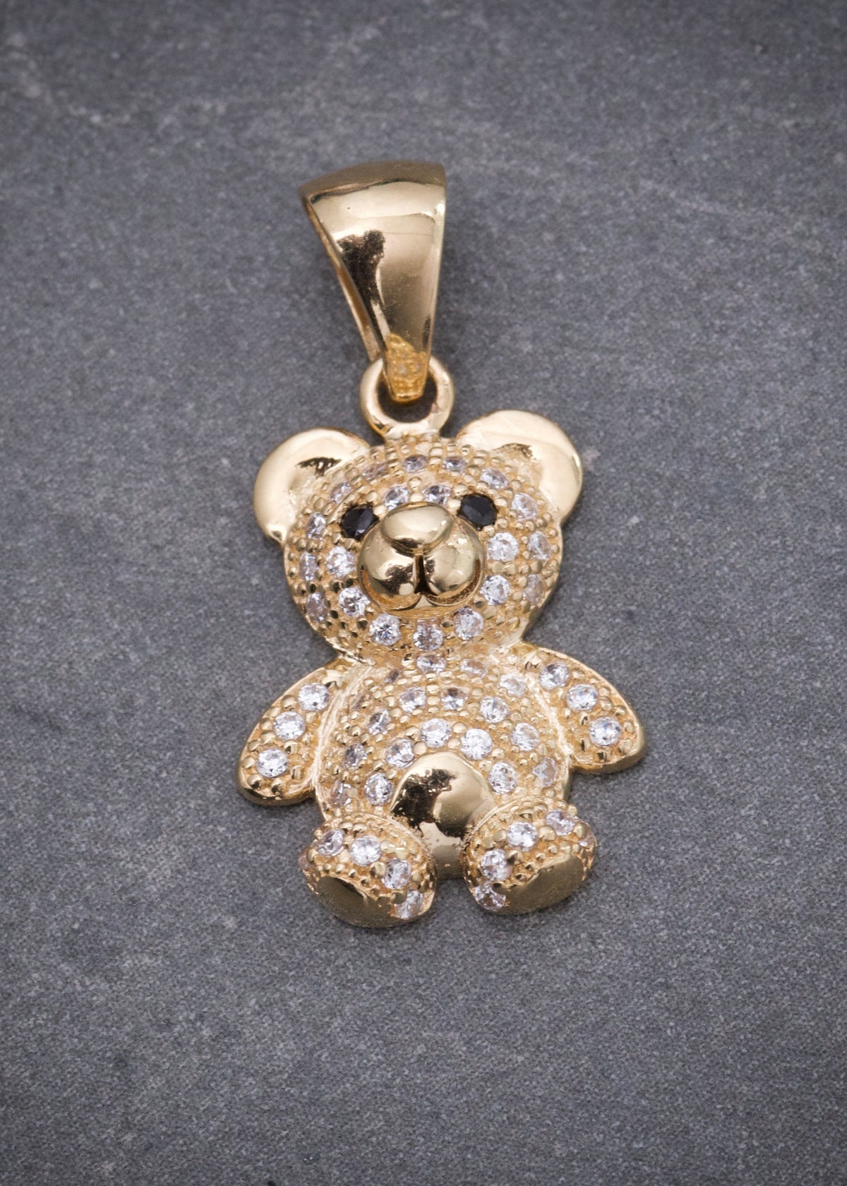Dije Oso con Swarovski Negro y Blanco 2.6gr / 2.4cm / 12mm — Oro Amarillo
