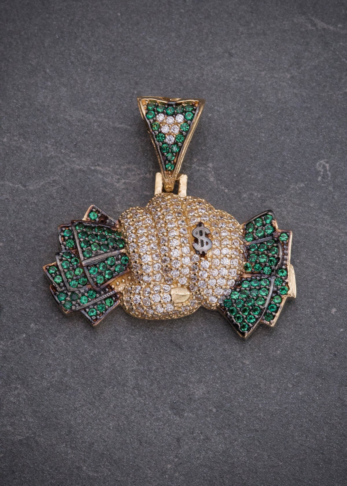 Dije Dinero con Swarovski Verde y Blanco 7.8gr / 3cm / 30mm — Oro Amarillo