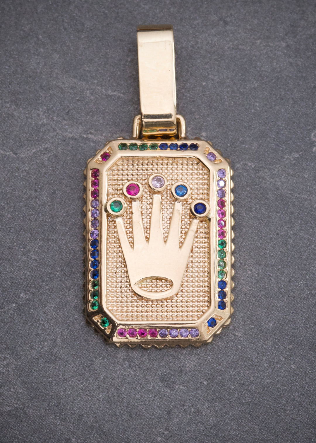 Dije Rx con Swarovski Multicolor 5.45gr / 3.8cm / 18mm — Oro Amarillo