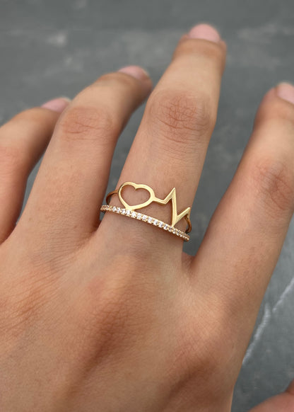 Anillo con Swarovski Blanco 1.6gr / Talla 8 — Oro Amarillo