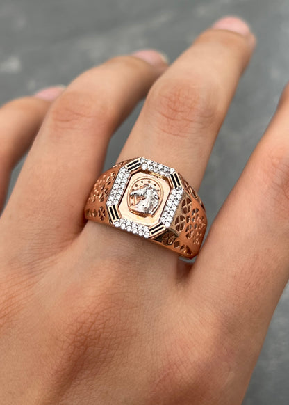 Anillo Caballo con Swarovski Blanco 8.15gr / Talla 11 3/4 — Oro Rosado