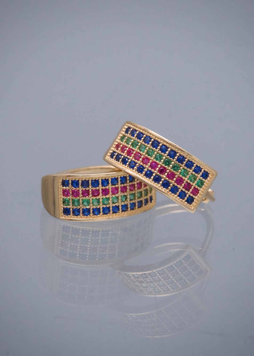 Candongas con Swarovski Multicolor 2.9gr / 1.4cm / 6mm — Oro Amarillo