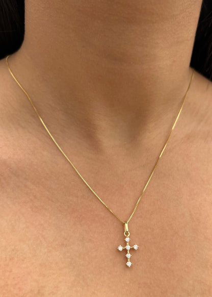 Dije Cruz con Swarovski Blanco 1gr / 2.1cm / 10.8mm — Oro Amarillo