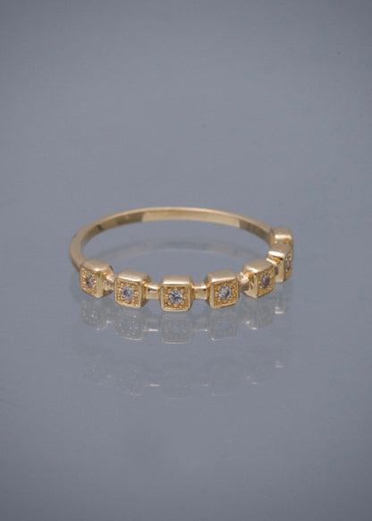 Anillo con Swarovski Blanco 1.7gr / Talla 6 1/4 — Oro Amarillo