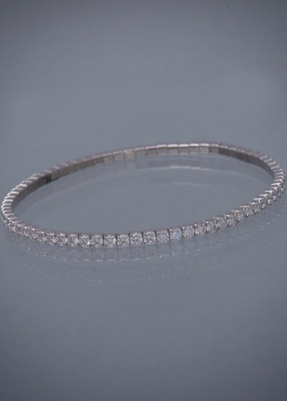 Pulso con 468pts de moissanita 4.55gr / Largo 17cm / Plata (Joya) M