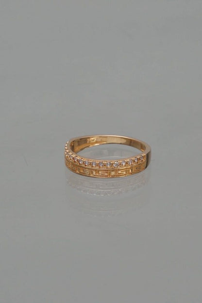 Anillo con swarovski blanco 2.95gr / TALLA 6 3/4 / Oro Amarillo Nac P