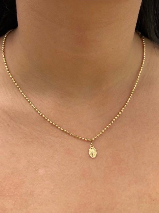 Dije virgen de la Milagrosa 0.55gr / Largo 1.5cm — Oro Amarillo