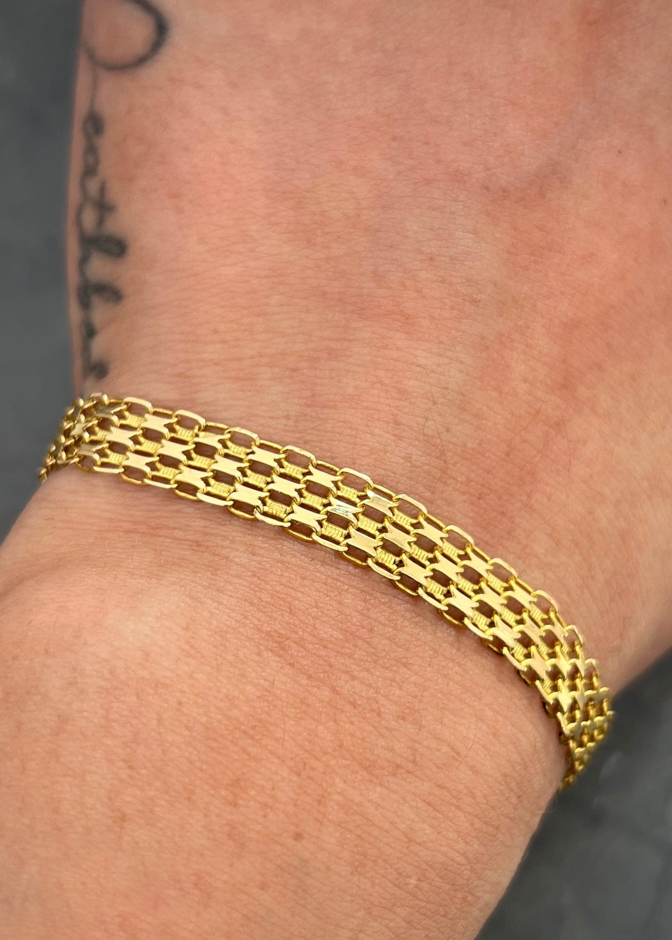 Pulso chino 6.1gr / Largo 19.5cm / Oro Amarillo italy cte M