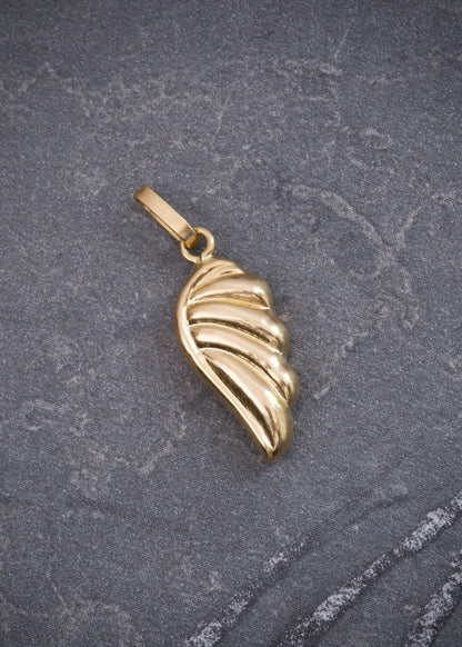 Dije ala 0.45gr / Largo 2cm / Oro Amarillo Nac M