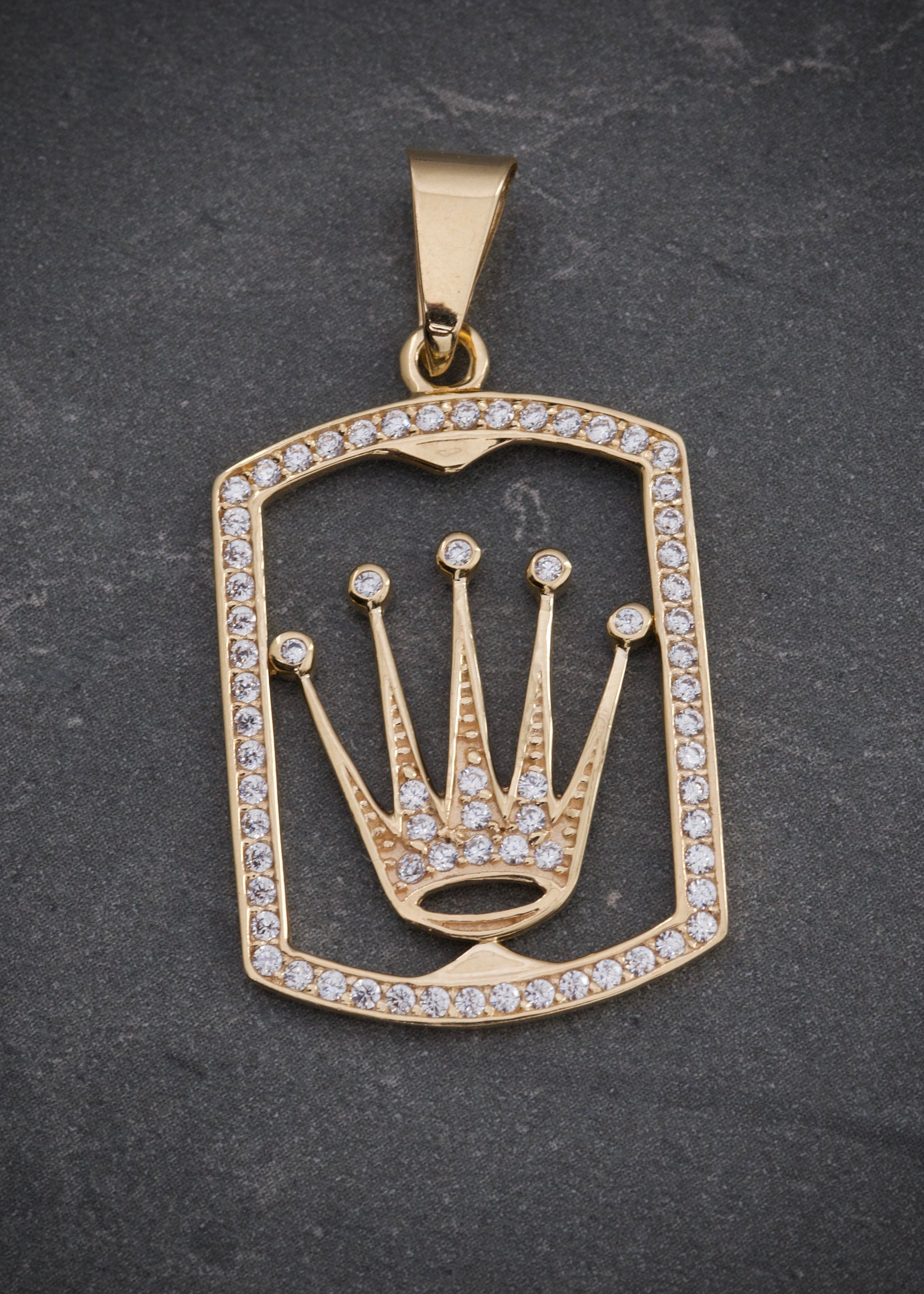 Dije rx con swarovski blanco 4.1gr / Largo 3.7cm / Oro Amarillo Nac B