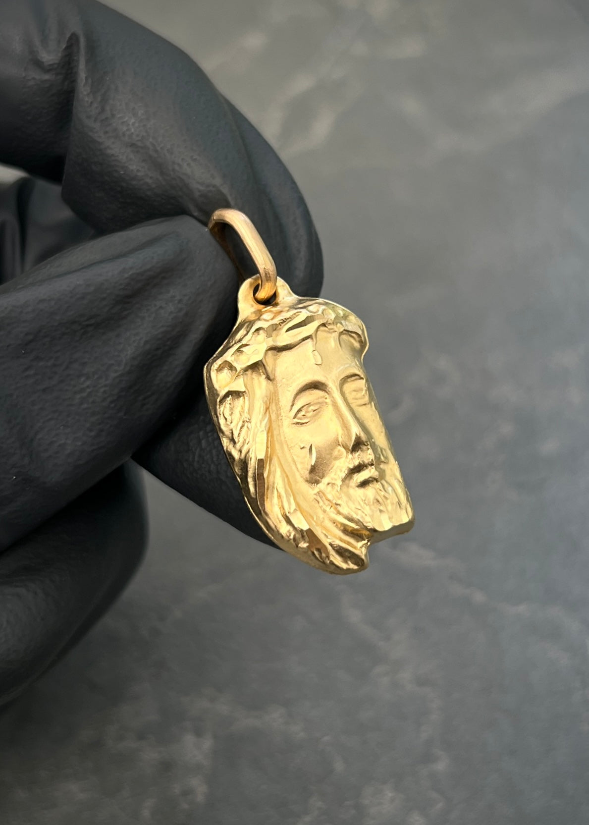Dije Rostro de Jesus 2.8gr / 3.1cm / 15mm — Oro Amarillo