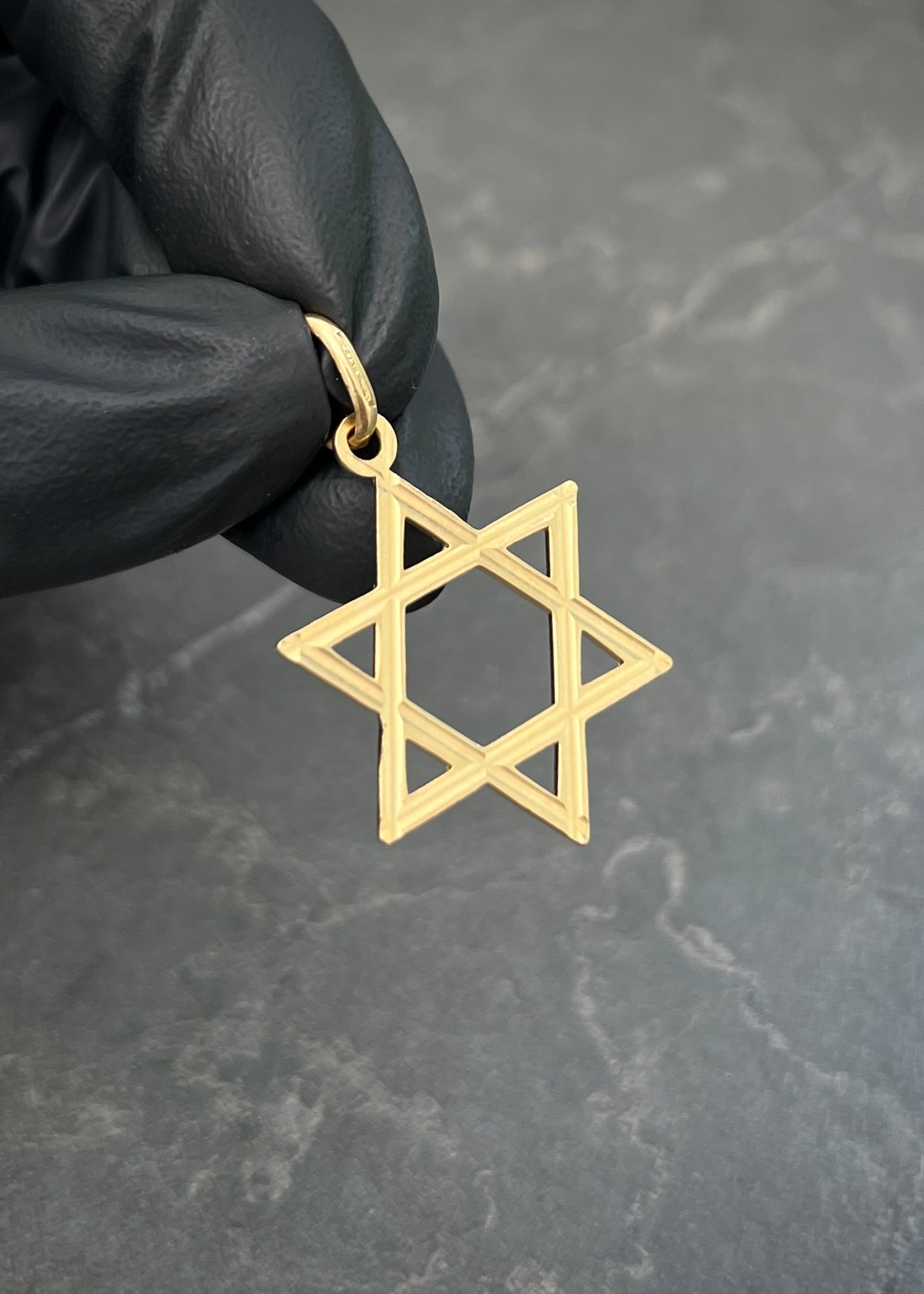 Dije Estrella de David 2.25gr / 3.5cm / 21.7mm — Oro Amarillo