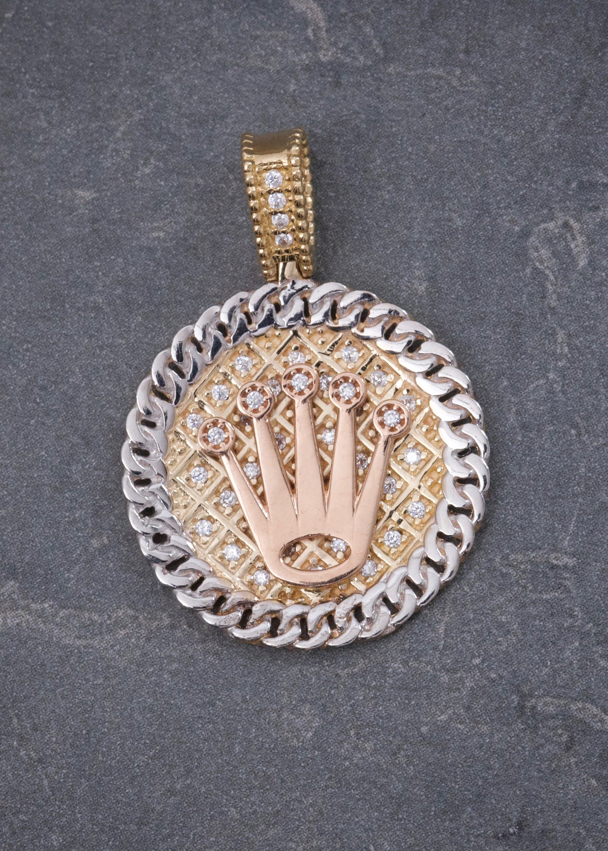Dije Rx con Swarovski Blanco 5.7gr / 3cm / 21mm — Dos Oros