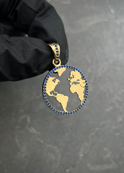 Dije Mundo 3.15gr / 3.1cm / 22mm — Oro Amarillo