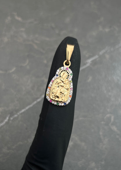 Dije Virgen del Carmen con Swarovski Multicolor 2.45gr / 3.1cm / 12mm — Oro Amarillo
