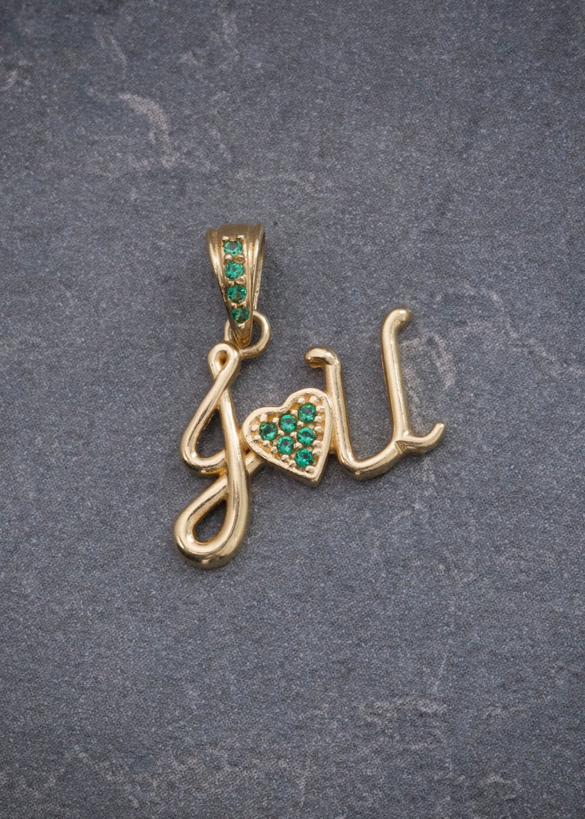 Dije con Swarovski Verde 1.3gr / 1.7cm / 15mm — Oro Amarillo