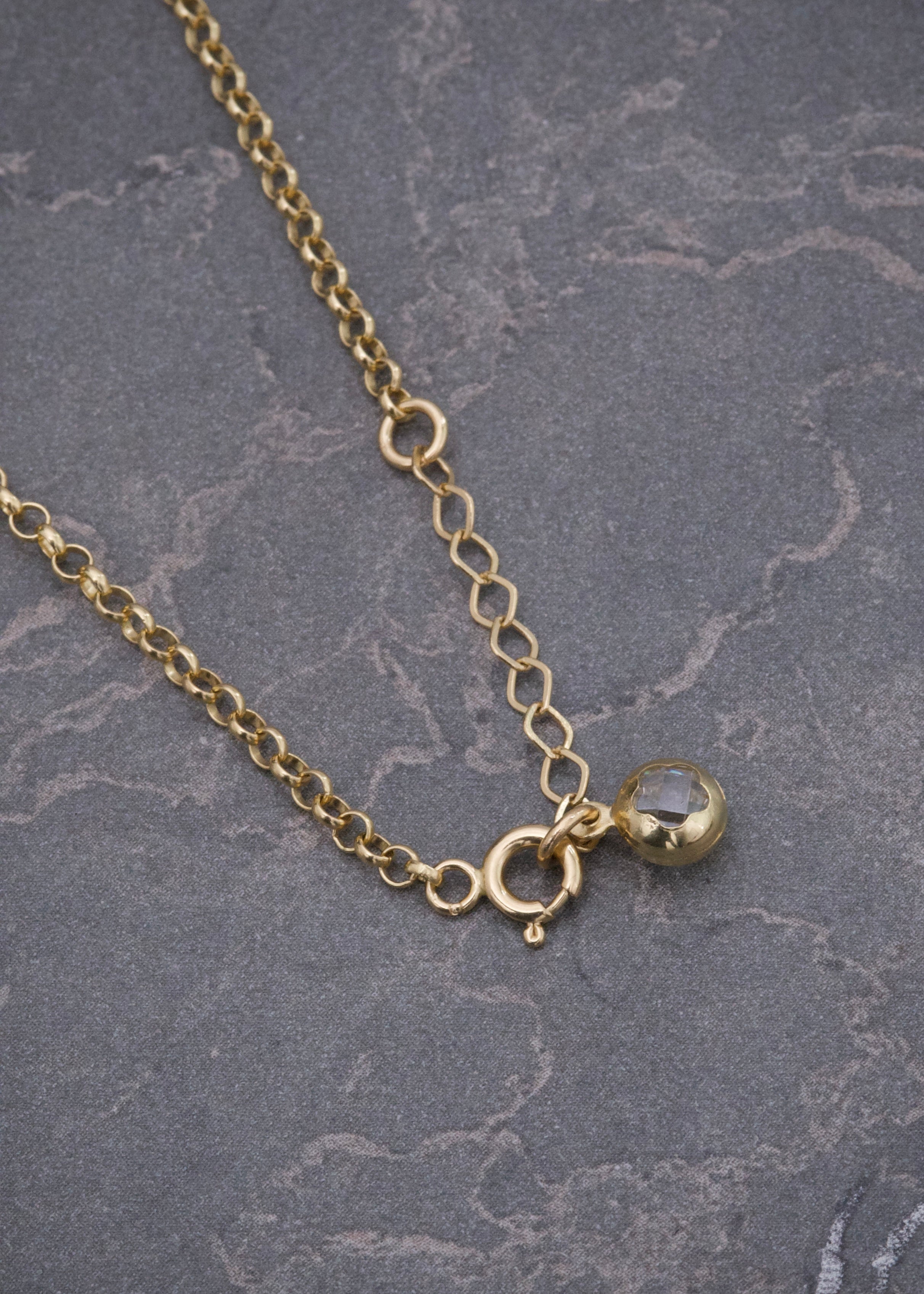 Cadena Aro Seguido 7.7gr / 45cm / 2.2mm — Oro Amarillo