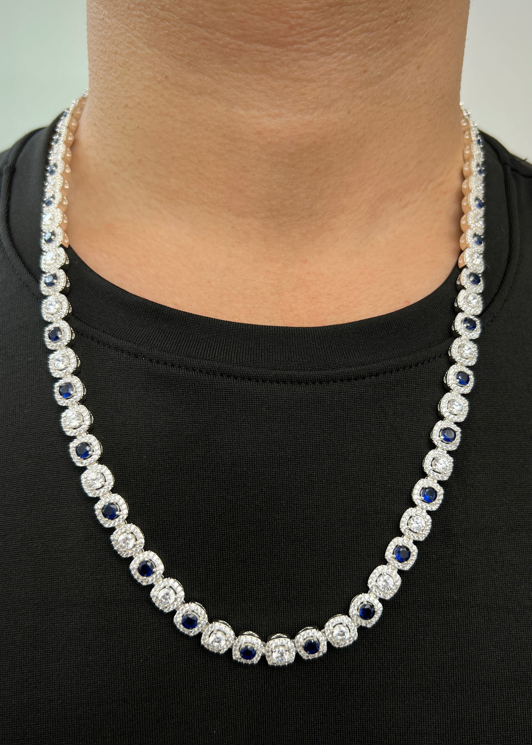 Cadena Tenis con Swarovski Azul y Blanco 69gr / 60cm / 7.6mm — Plata 925