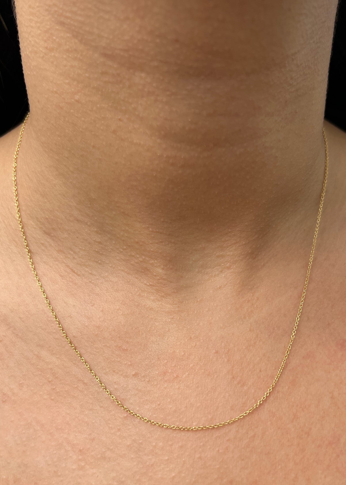 Cadena Aro Seguido 1.35gr / 45cm / 1mm — Oro Amarillo