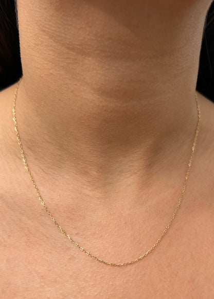 Cadena Aro Seguido 1.3gr / 45cm / 1.1mm — Oro Amarillo