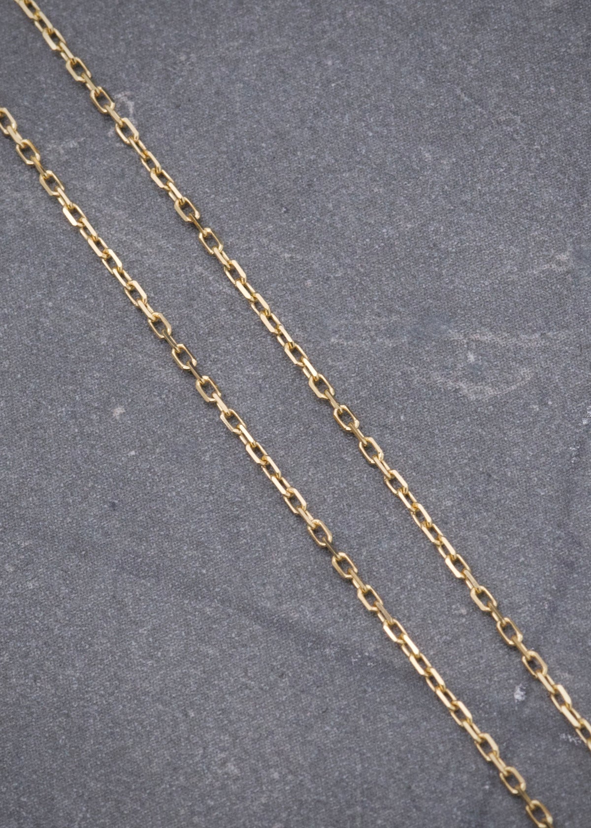 Cadena Aro Seguido 1.4gr / 45cm / 1mm — Oro Amarillo