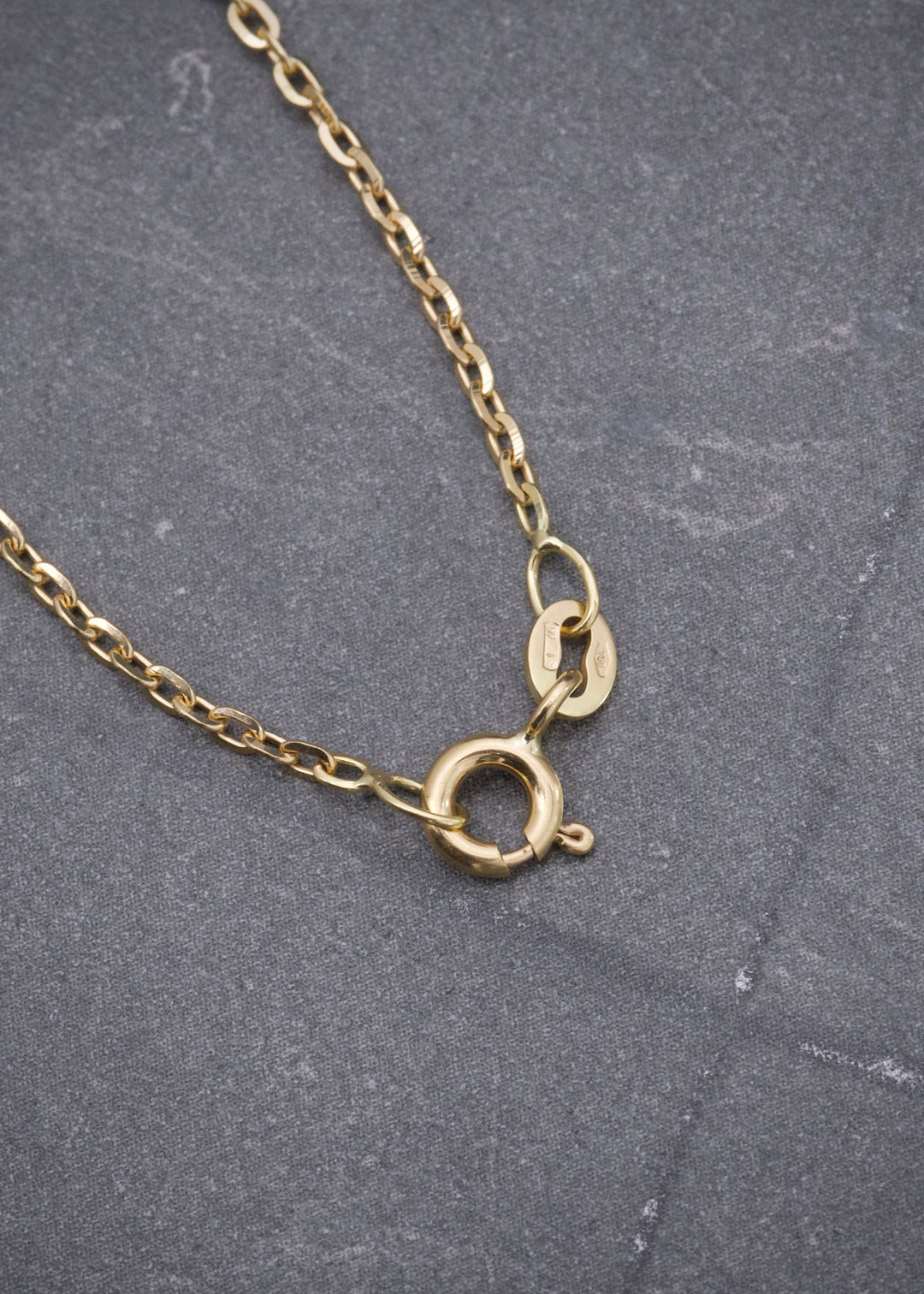 Cadena Aro Seguido 3.1gr / 45cm / 1.5mm — Oro Amarillo