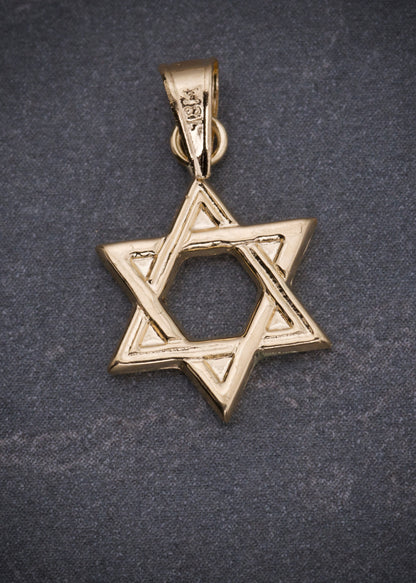Dije estrella de david 0.55gr / Largo 2cm / Oro Amarillo Nac P
