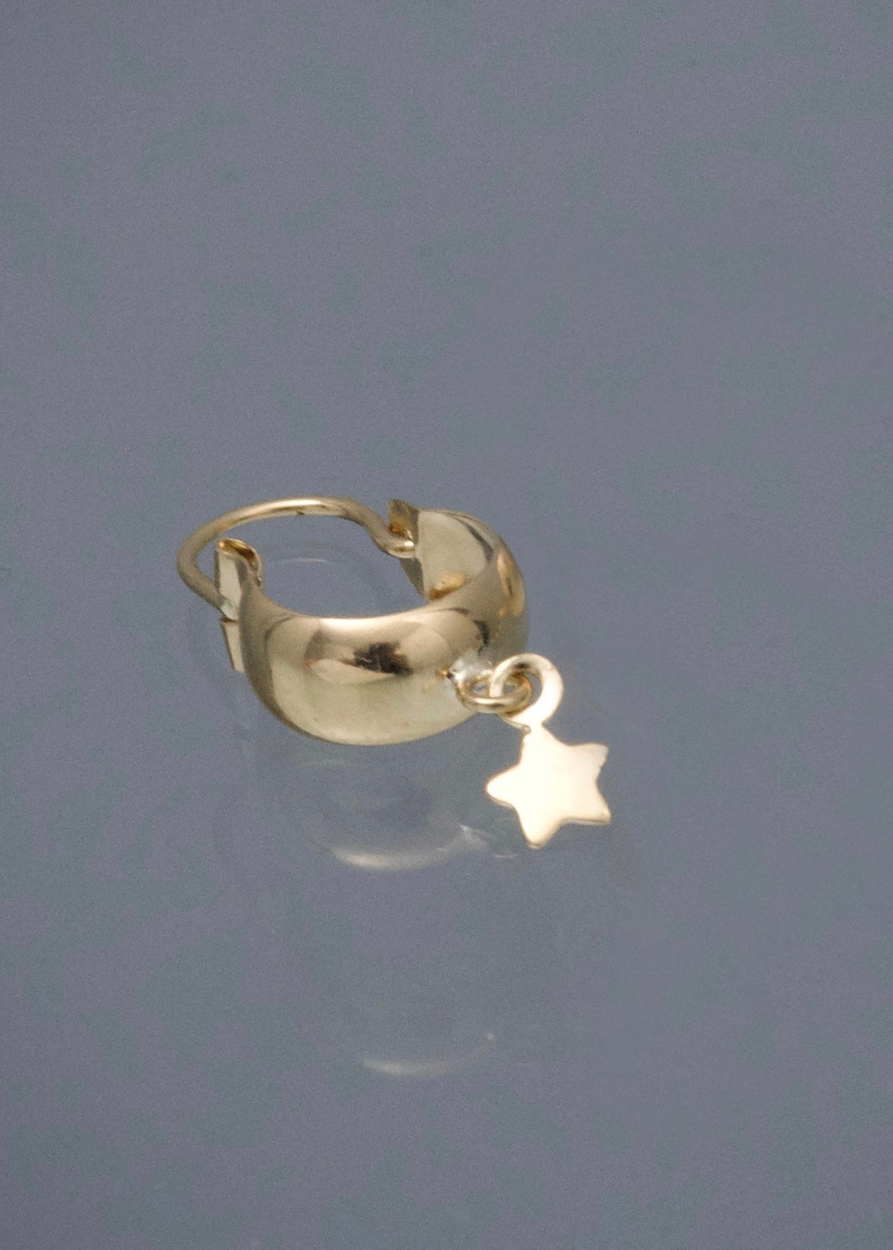Unidad Candonga con Estrella 0.4gr / 2.2cm / 4.8mm — Oro Amarillo