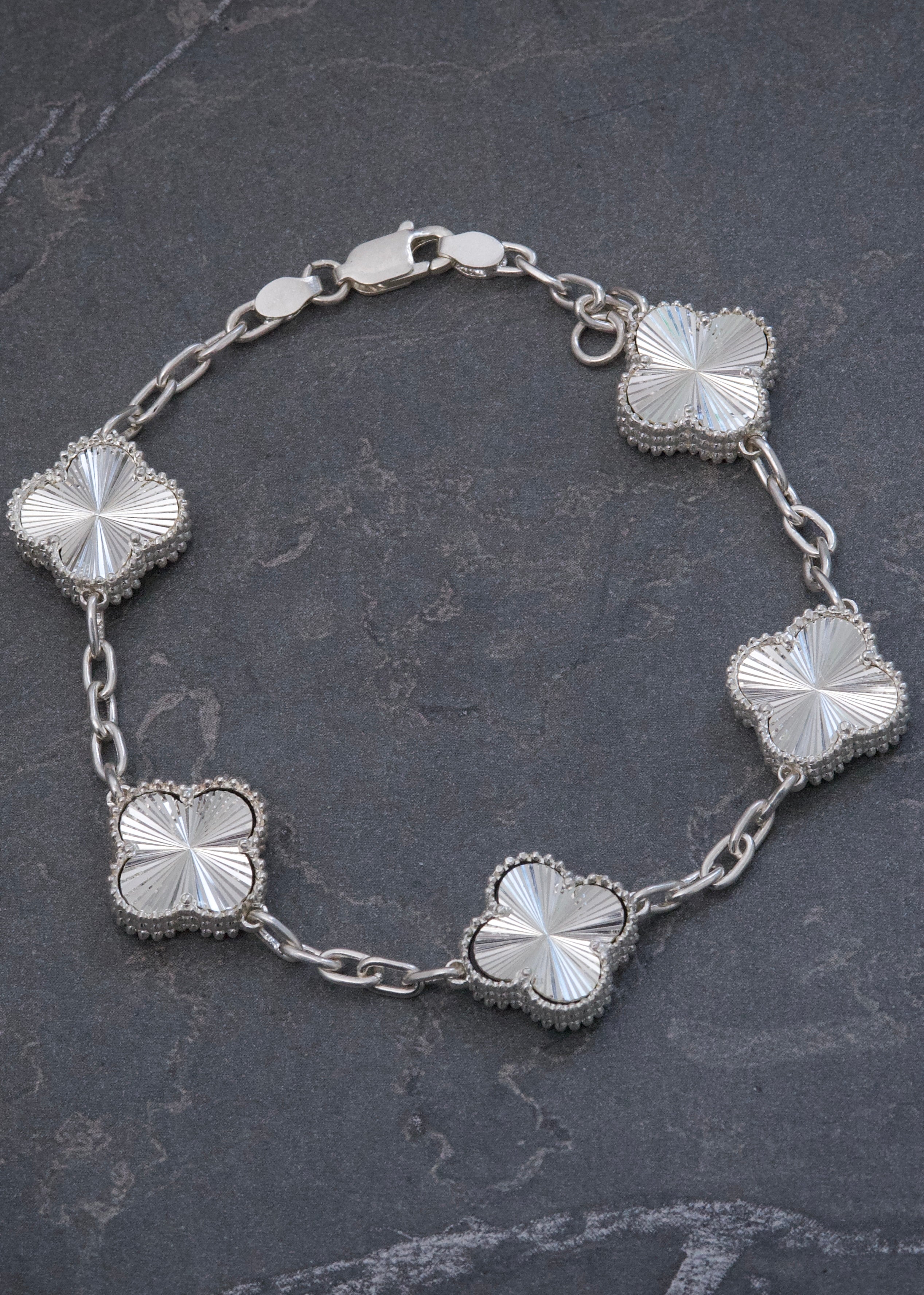 Pulso Lucky Clover Diamantado 14.4gr / 20cm / 13.9mm — Plata 925