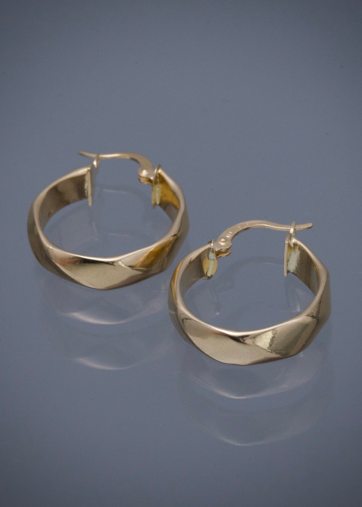 Candongas semi entorchadas 2.9gr / Largo 2.3cm / Oro Amarillo Nac B
