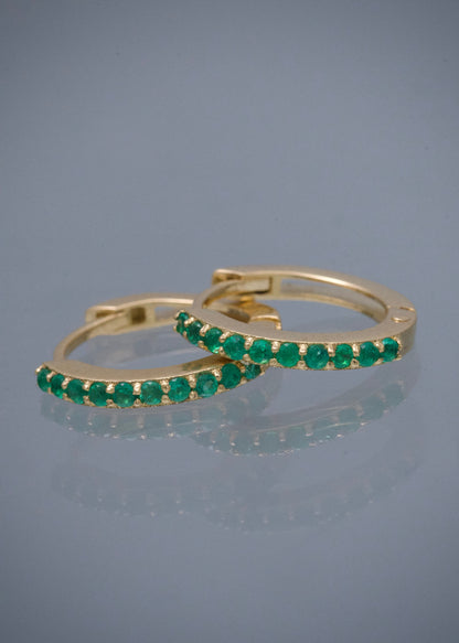 Candongas con 30pts de Esmeraldas 2.6gr / 1.3cm / 1.9mm — Oro Amarillo