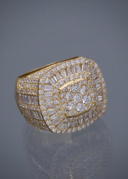 Anillo con 822pts de diamantes 32.75gr / TALLA 11 / Oro Amarillo (Joya) M
