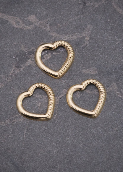 Herraje Corazon 0.2gr / 0.9cm / 10mm — Oro Amarillo