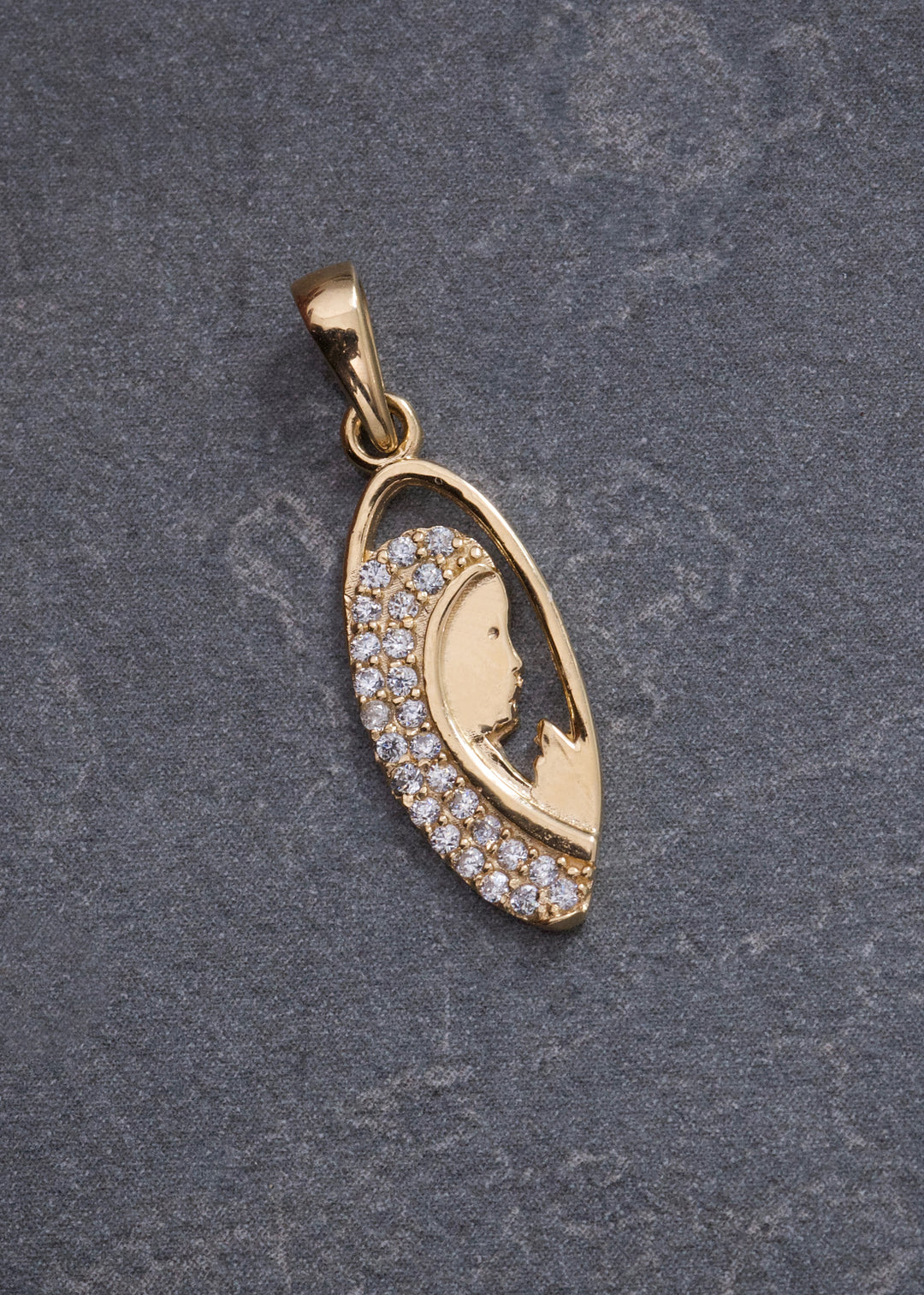 Dije Virgen Maria con Swarovski Blanco 1.15gr / 2.3cm / 7.3mm — Oro Amarillo