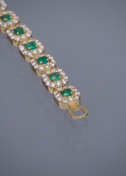 Pulso Tenis con 282pts de Esmeralda y 265pts de Diamantes 14gr / 18.5cm / 5.5mm — Oro Amarillo