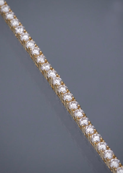 Pulso Tenis con 400pts de Diamantes 9.7gr / 17.5cm / 2.6mm — Oro Amarillo