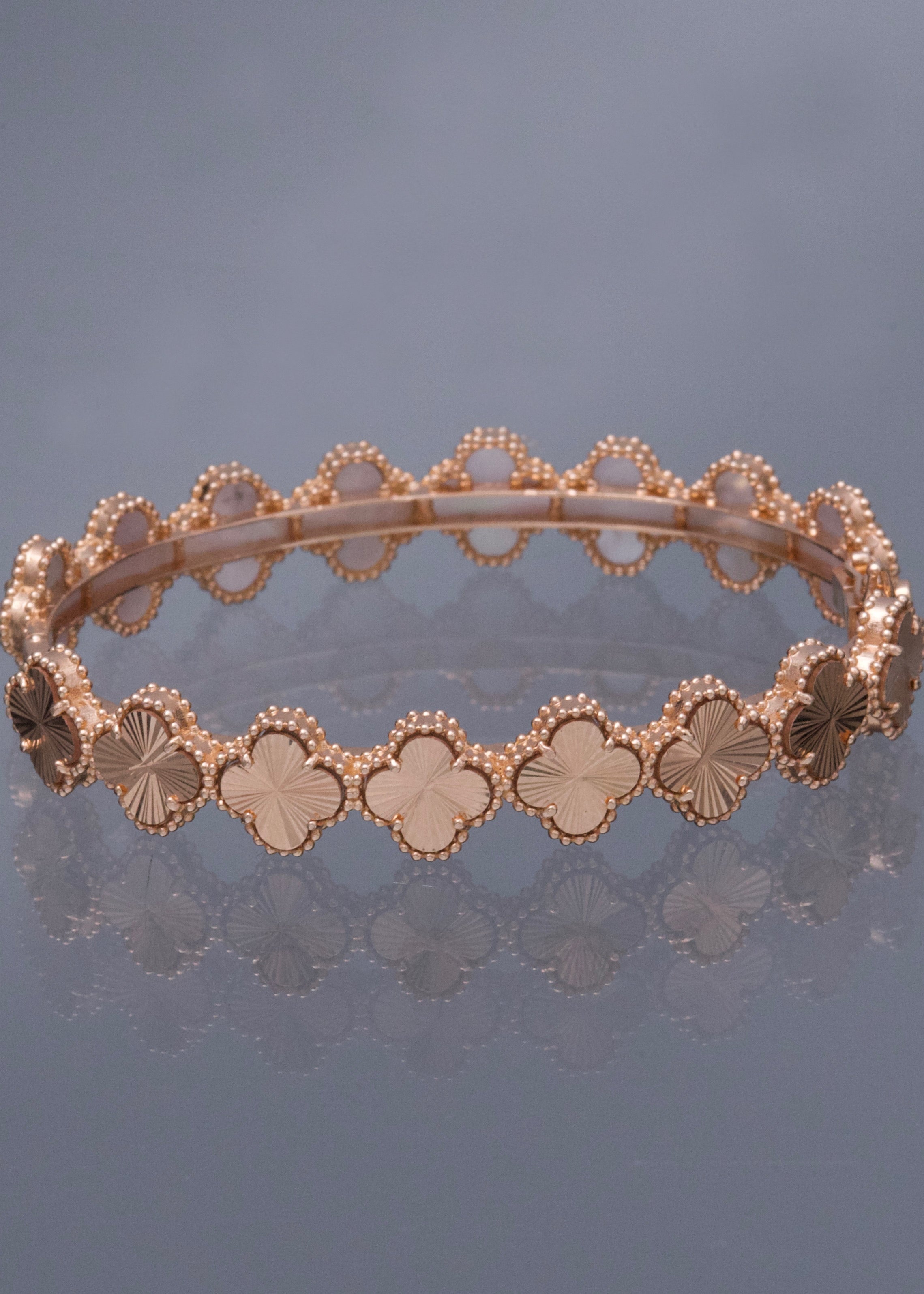 Pulso Aro Lucky Clover Diamantado 20.3gr / 15cm / 9.7mm — Oro Rosado