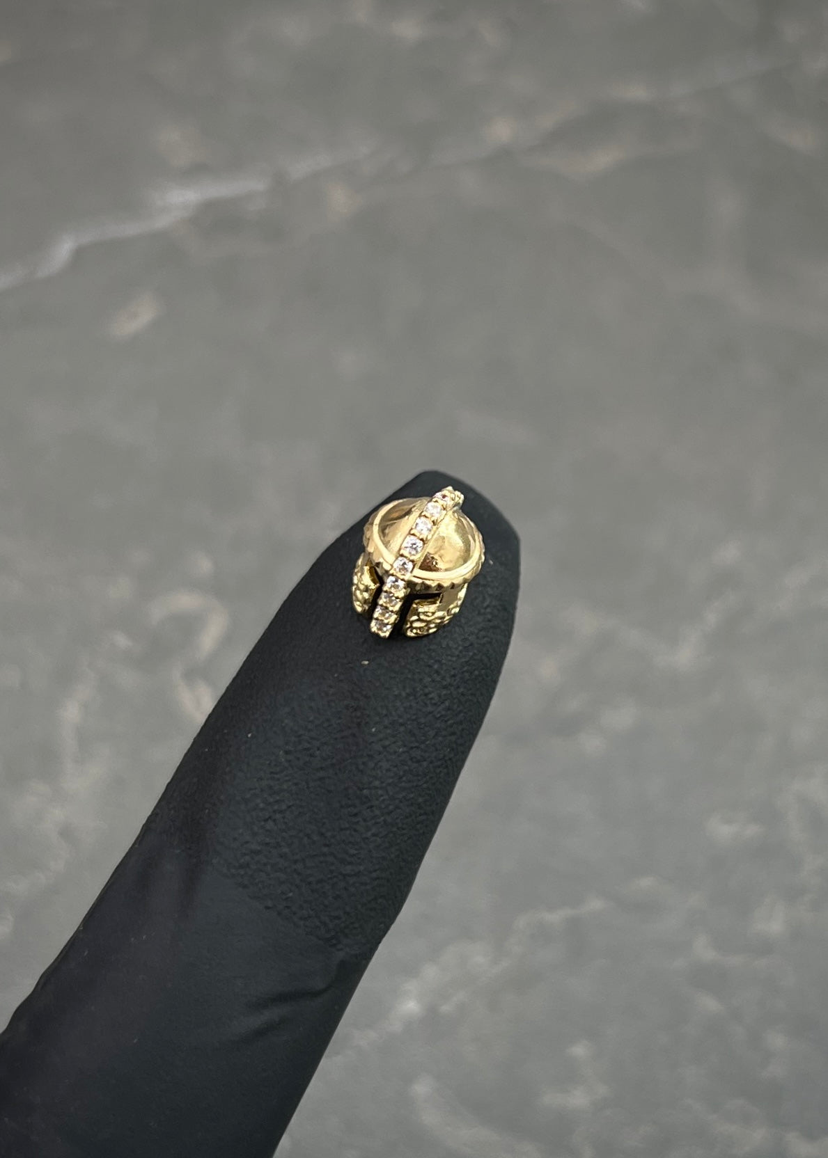 Herraje Gladiador con Swarovski Blanco 1.15gr / 0.7cm / 7.5mm — Oro Amarillo