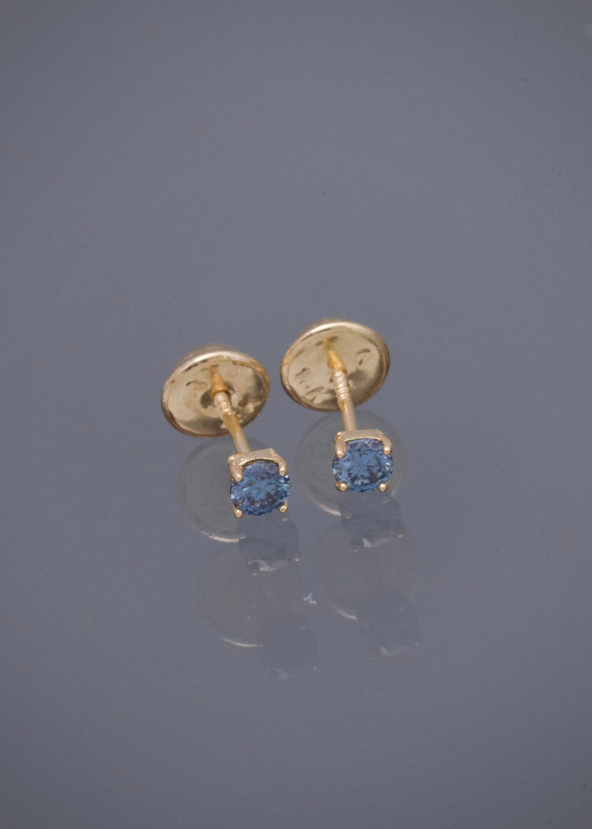 Topos con 21pts de Moissanita 0.45gr / 0.3cm / 3mm — Oro Amarillo