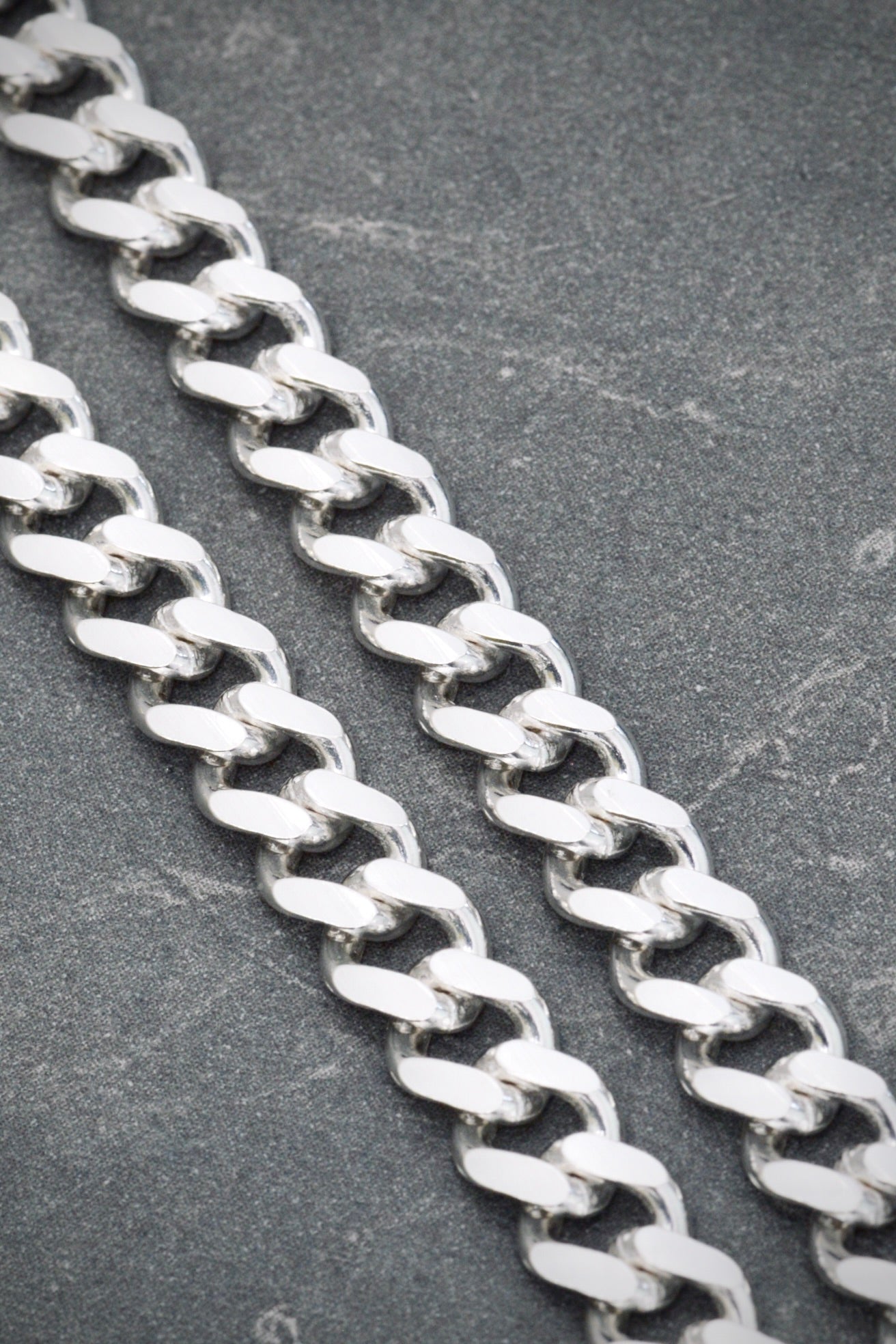 Cadena cubana 38.4gr / 65cm / Plata M