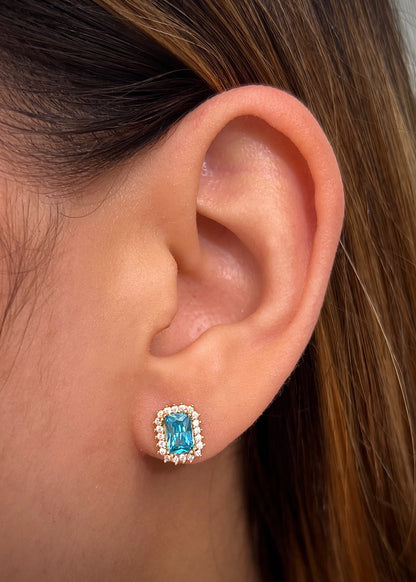 Topos con swarovski azul y blanco 2.25gr / Largo 0.9cm / Oro Amarillo Nac M