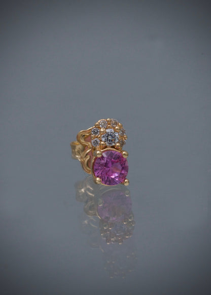 Unidad topo con swarovski rosado y blanco 0.75gr / Largo 0.8cm / Oro Amarillo Nac M