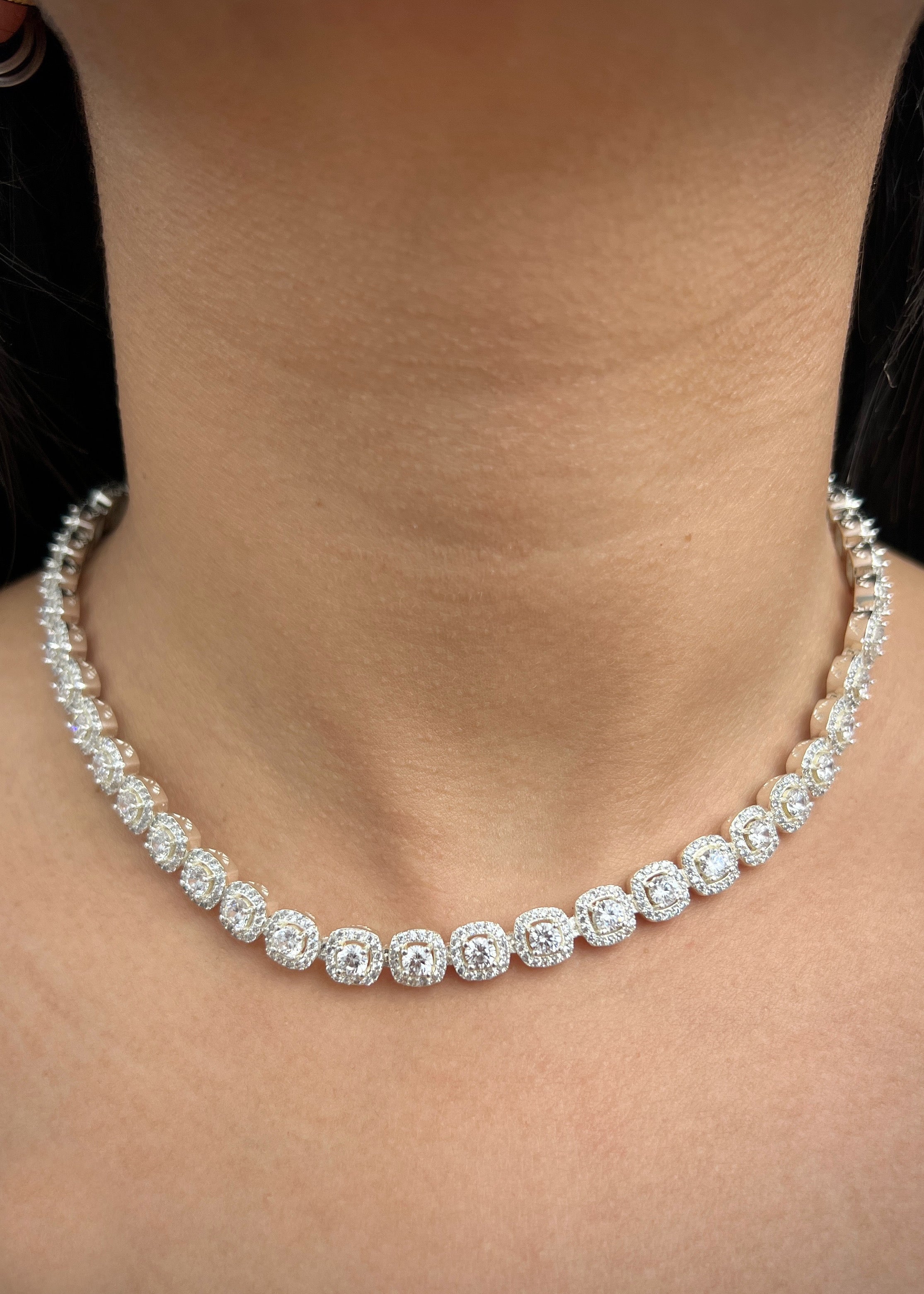 Cadena tenis con swarovski blanco 47.8gr / Largo 40cm / Plata B