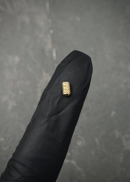 Herraje Tubo Diamantado 0.1gr / Largo 0.5cm / Oro Amarillo Nac B